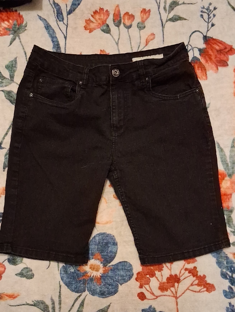 Classic Black Mid-Rise Jean Bermuda Shorts